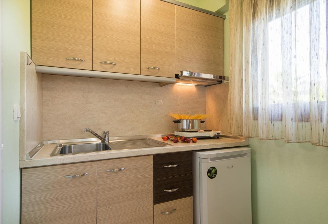 Rodon Garden Apartment Sarti Ngoại thất bức ảnh