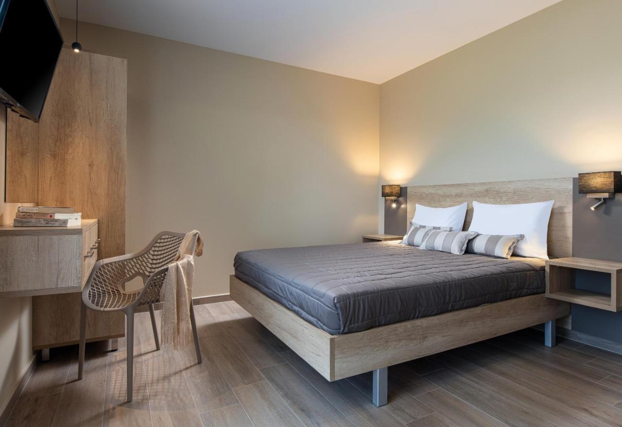 Rodon Garden Apartment Sarti Ngoại thất bức ảnh